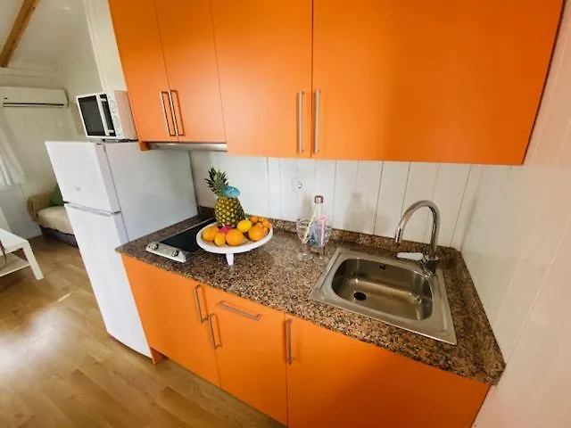 אתר קמפינג Lo Monte 4*